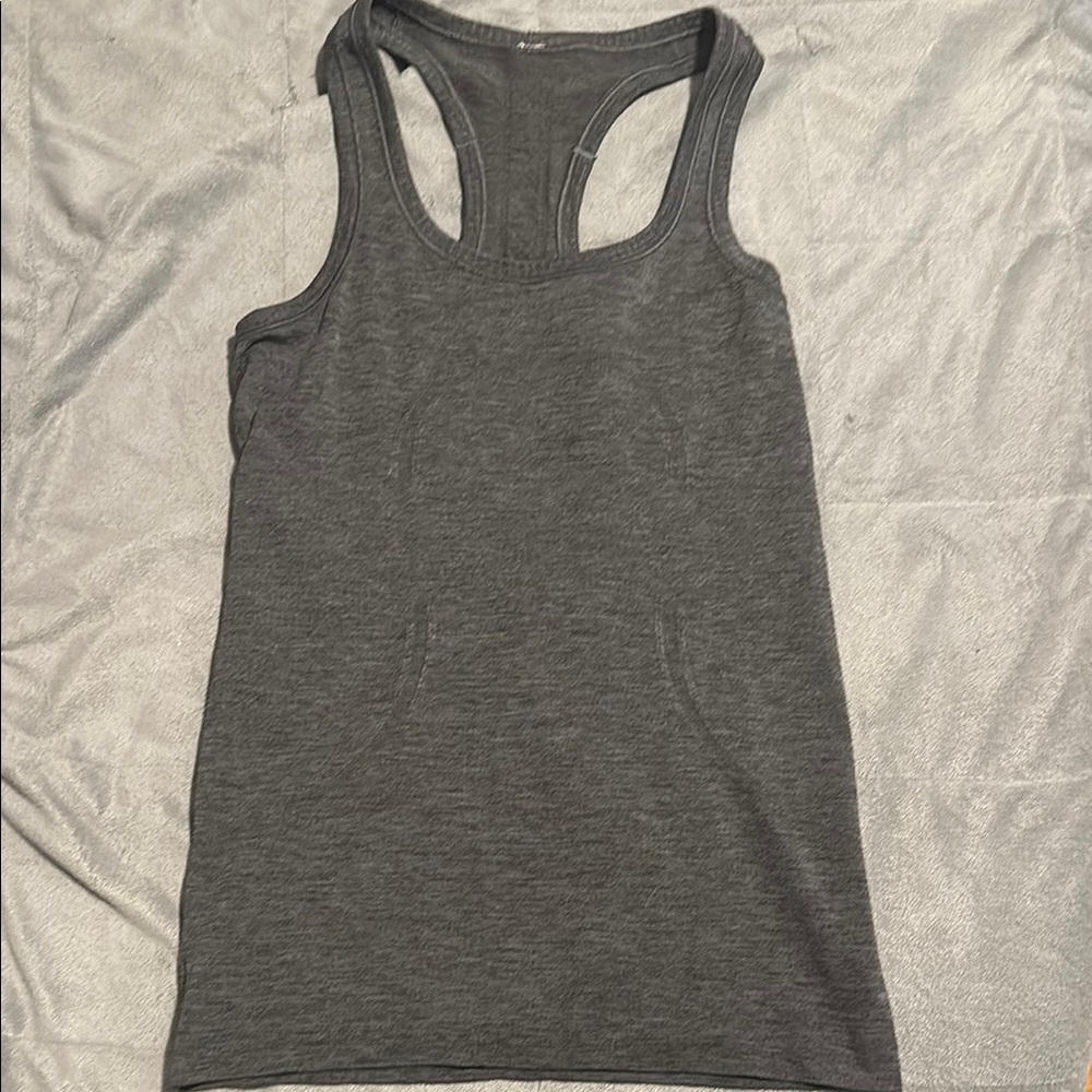 Lululemon Swiftly Tech hip length tank